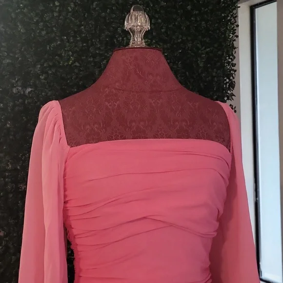 Elegant Pink Ruched Dress - Picture 3 of 7